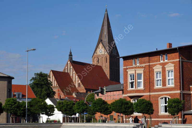 Barth_Kirche_vom_Hafen