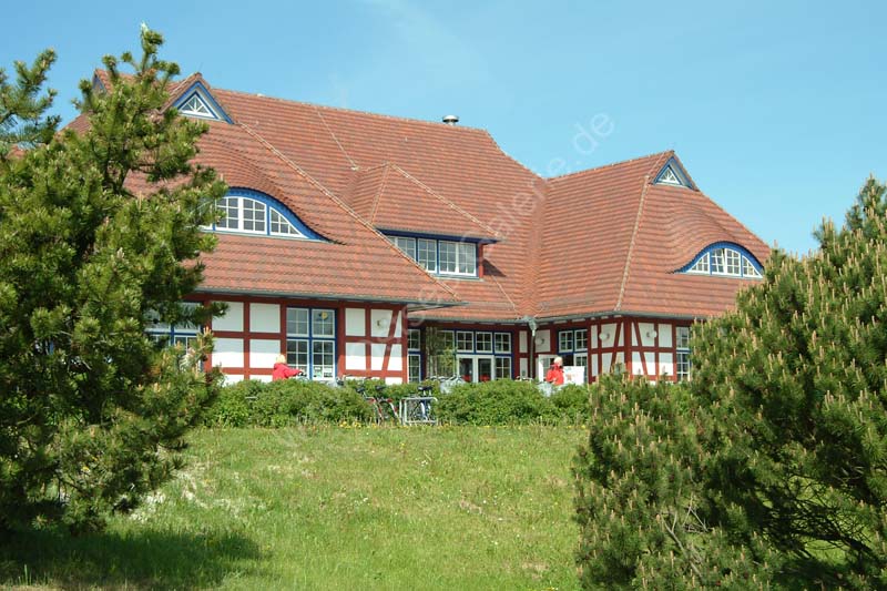 Zingst_am_Kurhaus_03