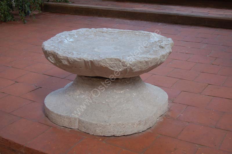 Kirche_Starkow_Taufbecken