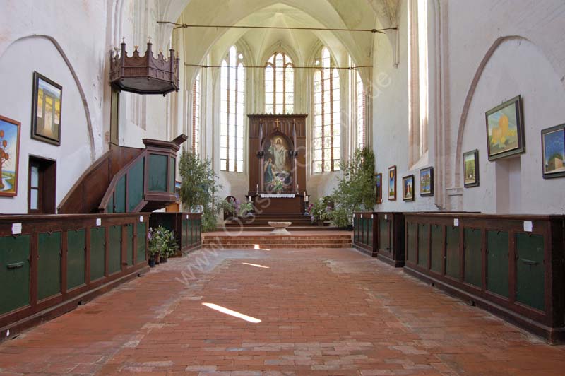 Kirche_Starkow_innen_1